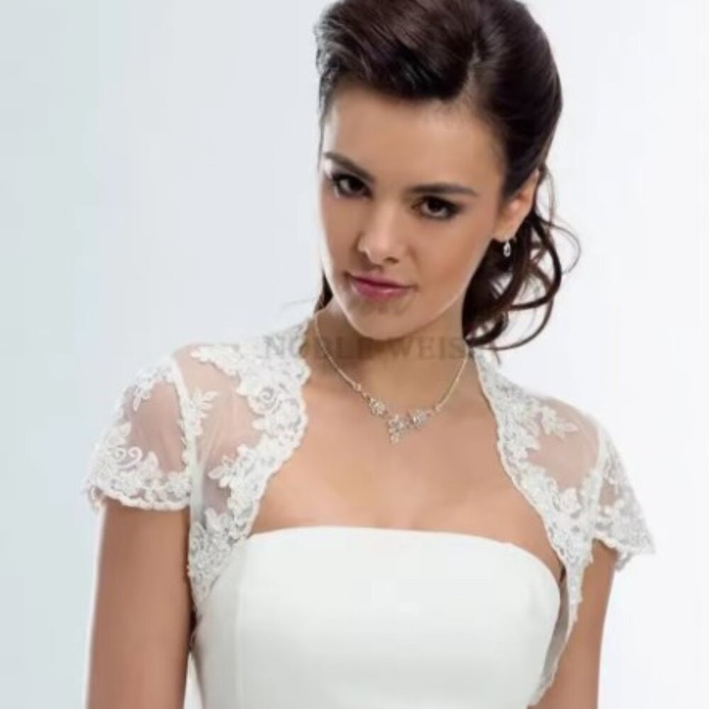 Lace Short Sleeve Bridal Bolero - White
